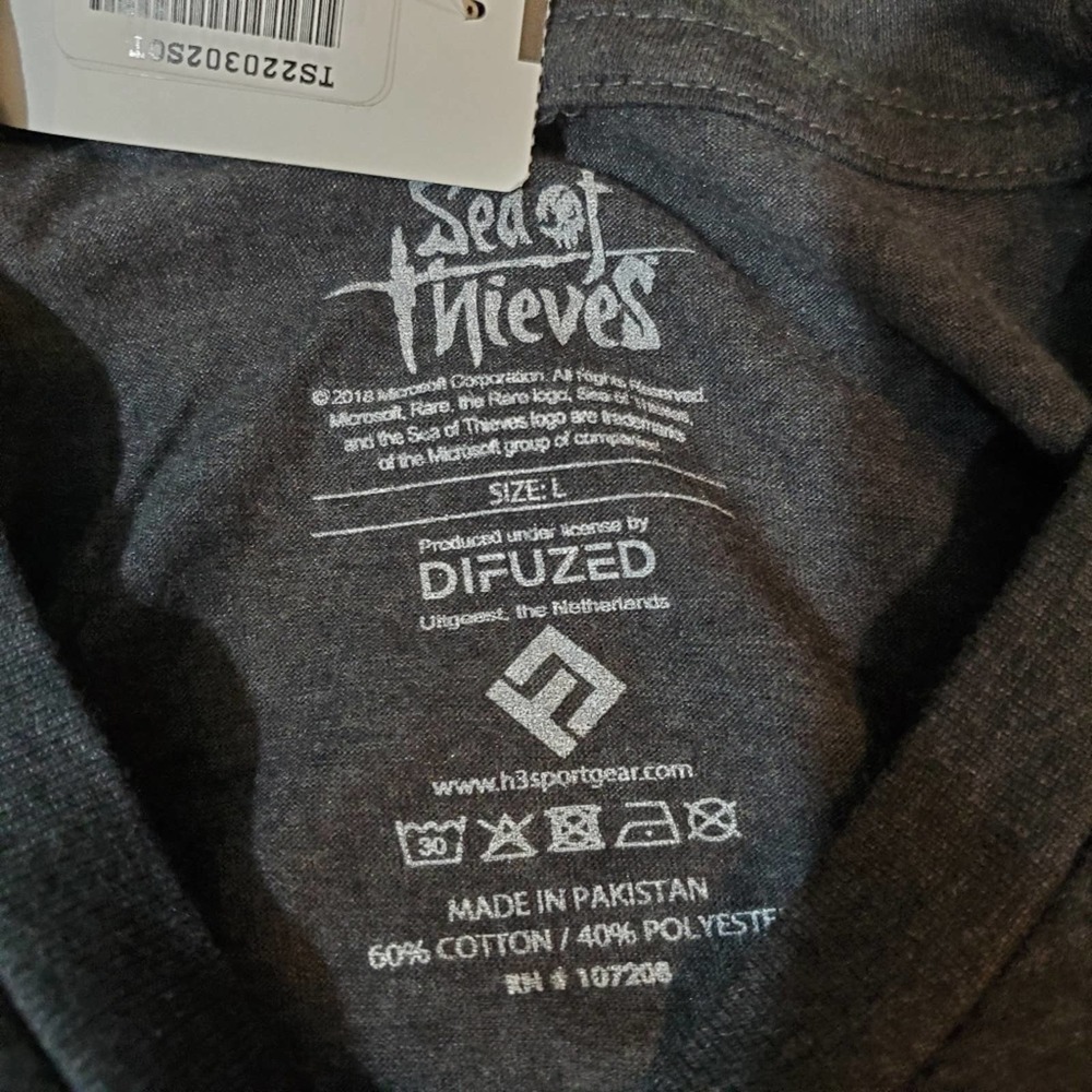 Sea of Thieves Unisex Tshirt - Picture 5 of 5